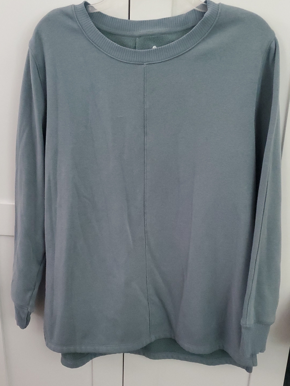 Apana Women's Sage Green Pullover Sweatshirt